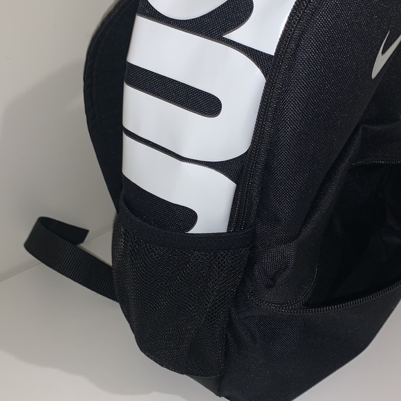 Nike logo black backpack! - Picture 3 of 6